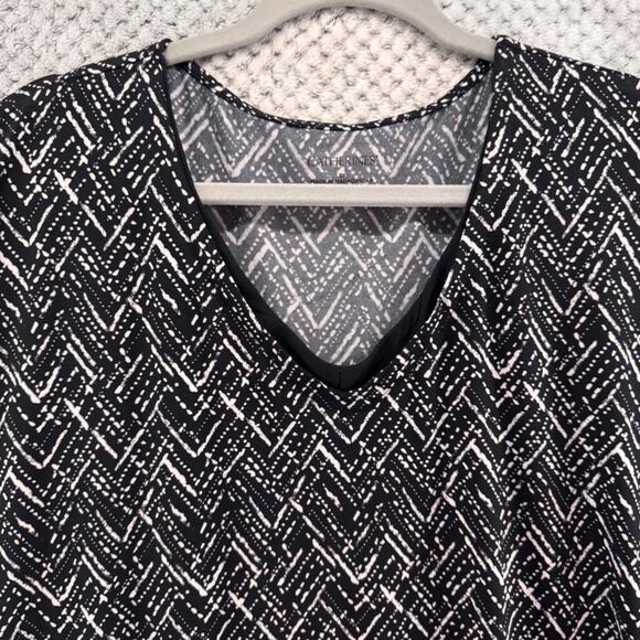 Catherines Top Womens 3X Black White Liquid Knit Stretch V-Neck Half Sleeve - Picture 4 of 13